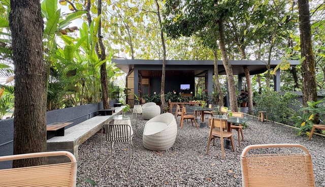 Guru Giri Forest Cabin Villa 2BR for 8 Pax (Include Breakfast)