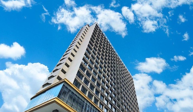 HARRIS Hotel & Suites Nagoya Batam