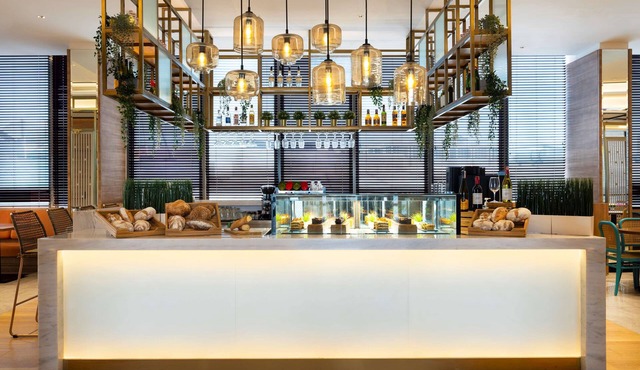 Hilton Garden Inn Jakarta Taman Palem