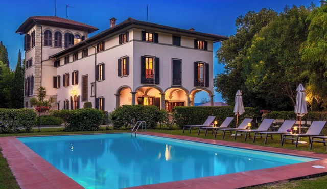 Historic Tuscan Villa on a Wine Estate - Pool & Views