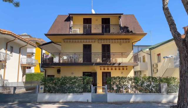 Holiday apartment with air conditioning and balcony