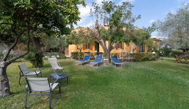 Holiday Home 'Ciumara West' with Private Terrace, Wi-Fi and Air Conditioning
