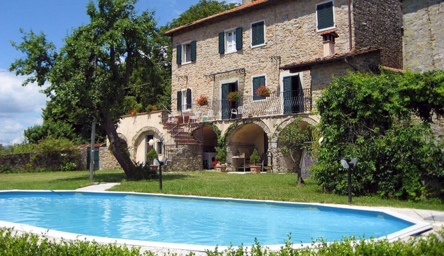 Holiday house Bagni di Lucca for 1 - 14 persons with 6 bedrooms - Holiday home