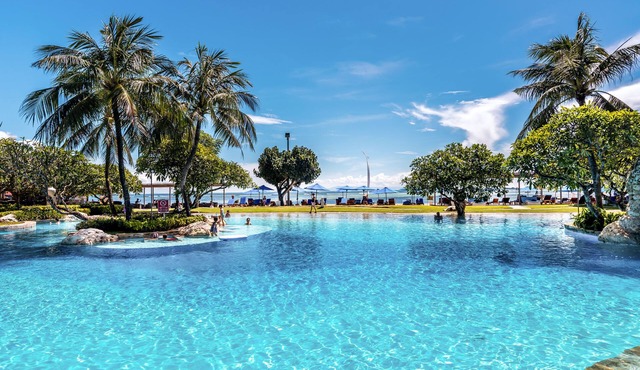 Hotel Nikko Bali Benoa Beach