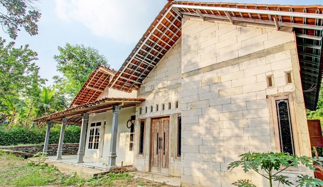 Hotel O Agus Kostel SyariahNearWisata Agro Jollong