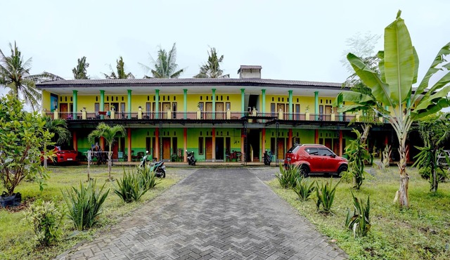 Hotel O Anisah Adil Homestay SyariahNearsmart Kampung Desa Pakistaji
