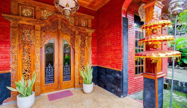 Hotel O Mbah Carik Homestay Syari'ah