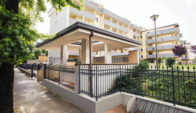 HQ Aparthotel Milano Inn - Smart Suites