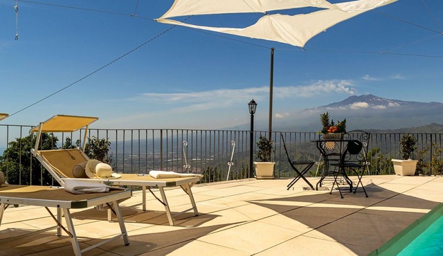 in Castelmola mit Privatem Pool by Interhome