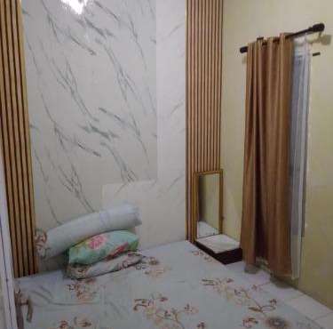 Iqbal's properti