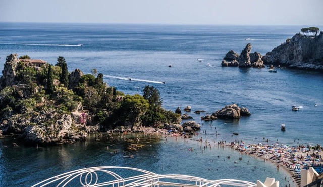 Isola Bella Luxury View