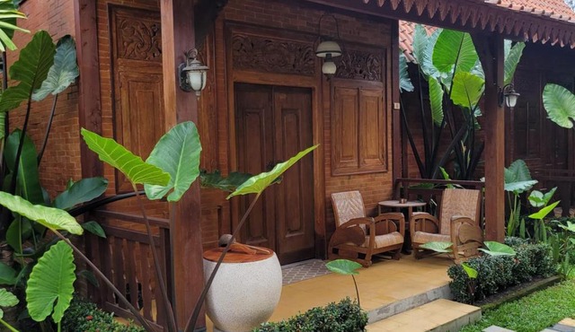 La Tavisa Hotel Borobudur