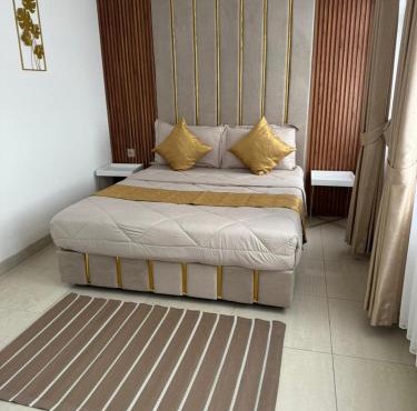 Lamar Villa 2 VIP