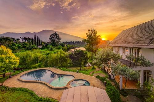 Mahesa 5 With Pool, Garden & Mini Zoo