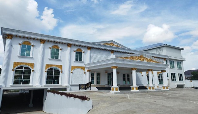 Maulidia Hotel Syariah & Convention Center