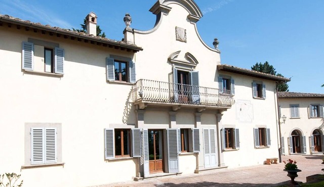Medieval castle turns into a Pool Villa and hosts Julia Roberts too.