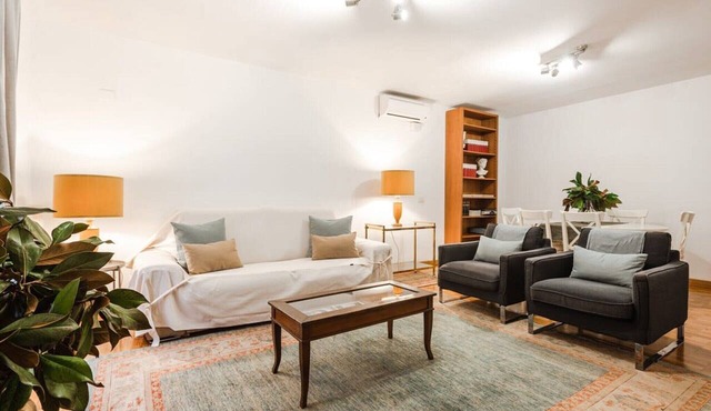 Modern Flat in Historic Rome Center