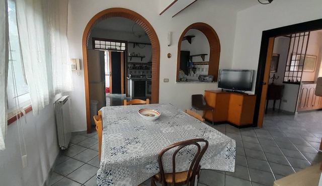 NEW - Huge villa with garden for exclusive use
