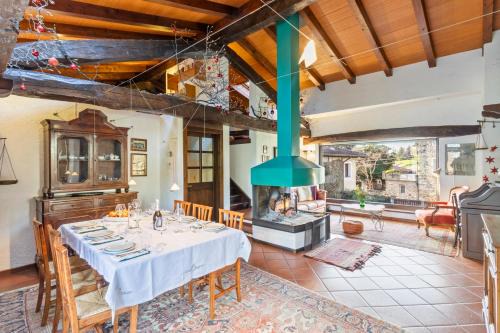 NEW! Villa dei Brisi - 350mq con ampio giardino, a 10 minuti da Udine per 9 persone