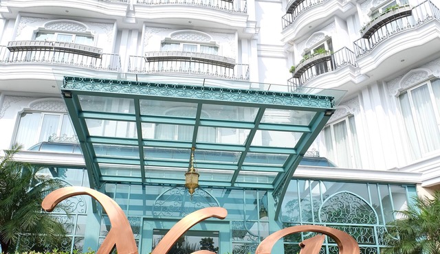 Noor Hotel
