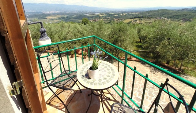 Ökovilla in Chianti overlooking the Valdarno
