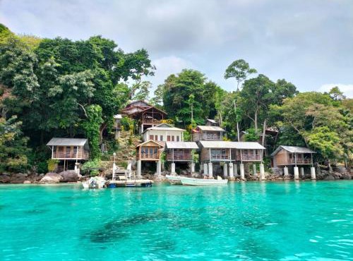 Olala Bungalows and Restaurant