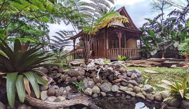 Omah Trasan Pangrango by ABM