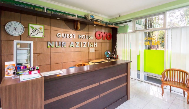 OYO 754 Nur Aziziah Guest House Syariah