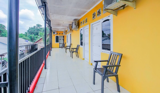OYO 90216 Kost Sanny
