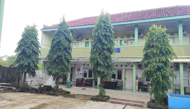OYO 90333 Wisma Tenang Jaya Syariah