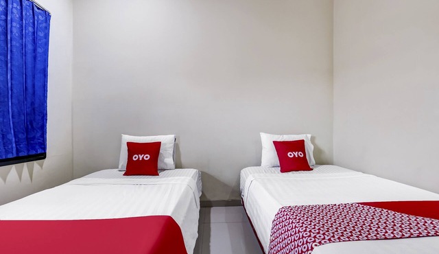 OYO 90927 Homestay Tentrem 2