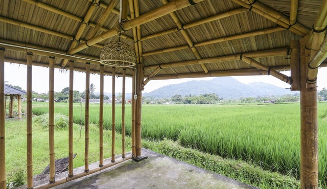 OYO Homes 91151 Desa Wisata Kreatif Perdamaian Srumbung Gunung