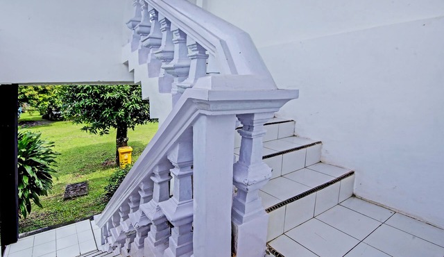 OYO Life 91127 Wisma Sukajadi Syariah