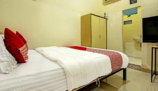 OYO Life 91268 Homestay Bu Erma Syariah