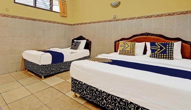 OYO Life 91677 Hotel Citra Dewi 3