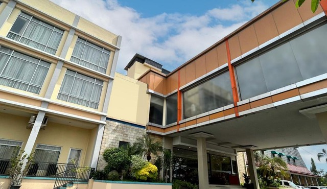 Parkside Mandarin Hotel Pekalongan