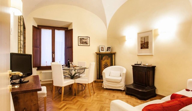 Perfect location! 2 bedrooms apartment, A/C, W-FI