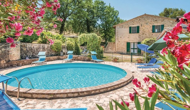 Pet friendly home in bevagna (pg)