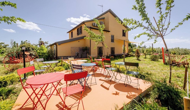 Podere 109-BioWine: Exclusive Villa with Hot Tub in the Tuscan Maremma