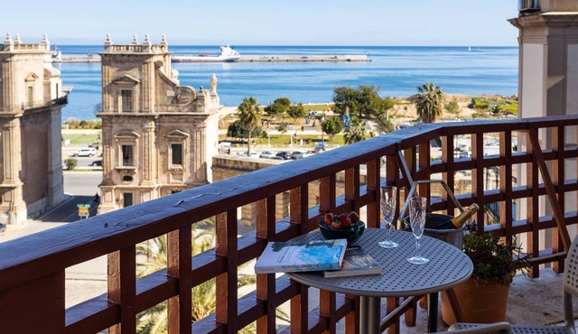Porta Felice Apt - Palazzo Amoroso Breathtaking view
