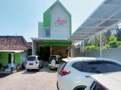 RedDoorz at Araya House Ngawi