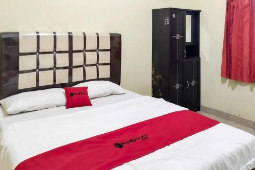 RedDoorz at Guesthouse Oemah Opa Metro Lampung