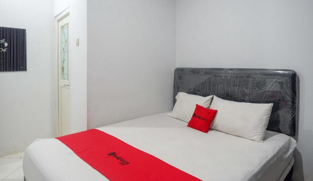 RedDoorz At Jalan Raya Baturaden