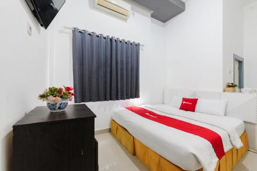 RedDoorz at Wisma Geka Kenten