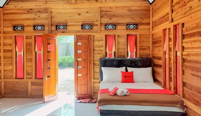 RedDoorz @ Geopark Ciletuh Sukabumi