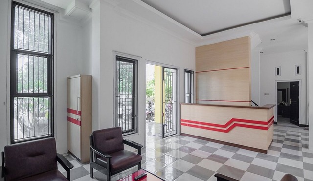 RedDoorz near Sultan Thaha Airport Jambi