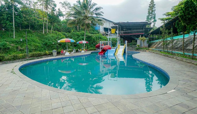 RedDoorz Resort at ISTC Sukabumi