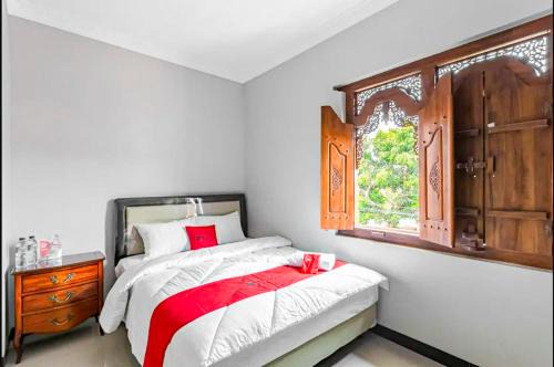 RedDoorz Syariah near Exit Toll Banyumanik Semarang
