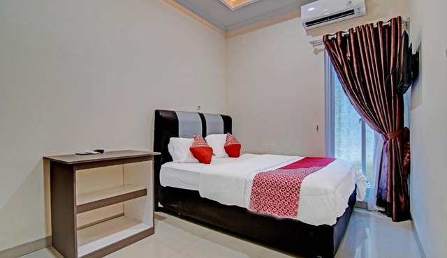 RedDoorz syariah near Universitas Islam Riau