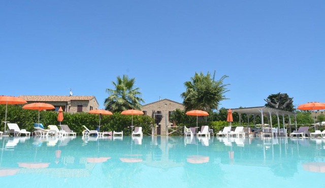 Residence Casale Torrenova al Conero